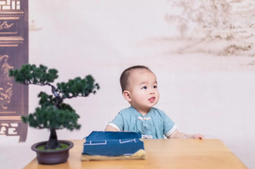 温岭三个月宝宝抬头不稳